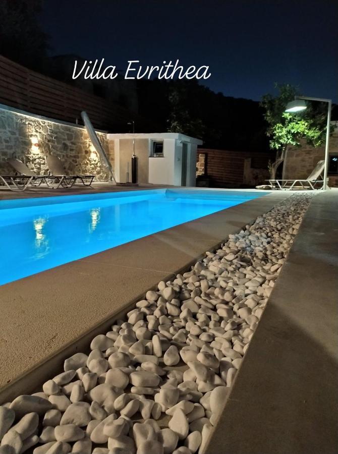 Villa Evrithea Kallergiana 외부 사진